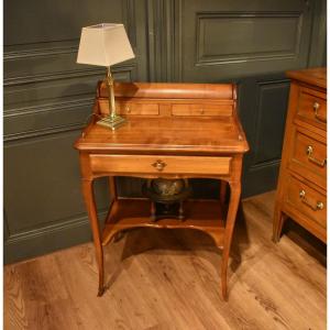 Petit bureau en merisier