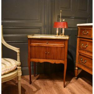 Chevet de style Louis XV en acajou