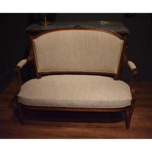 Petit canapé de style Louis XVI