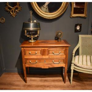 Petite commode sauteuse de style Louis XVI