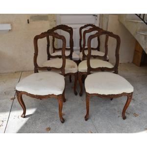Suite de six chaises de style Louis XV