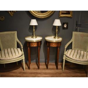 Paire de tables bouillotte de style Louis XVI