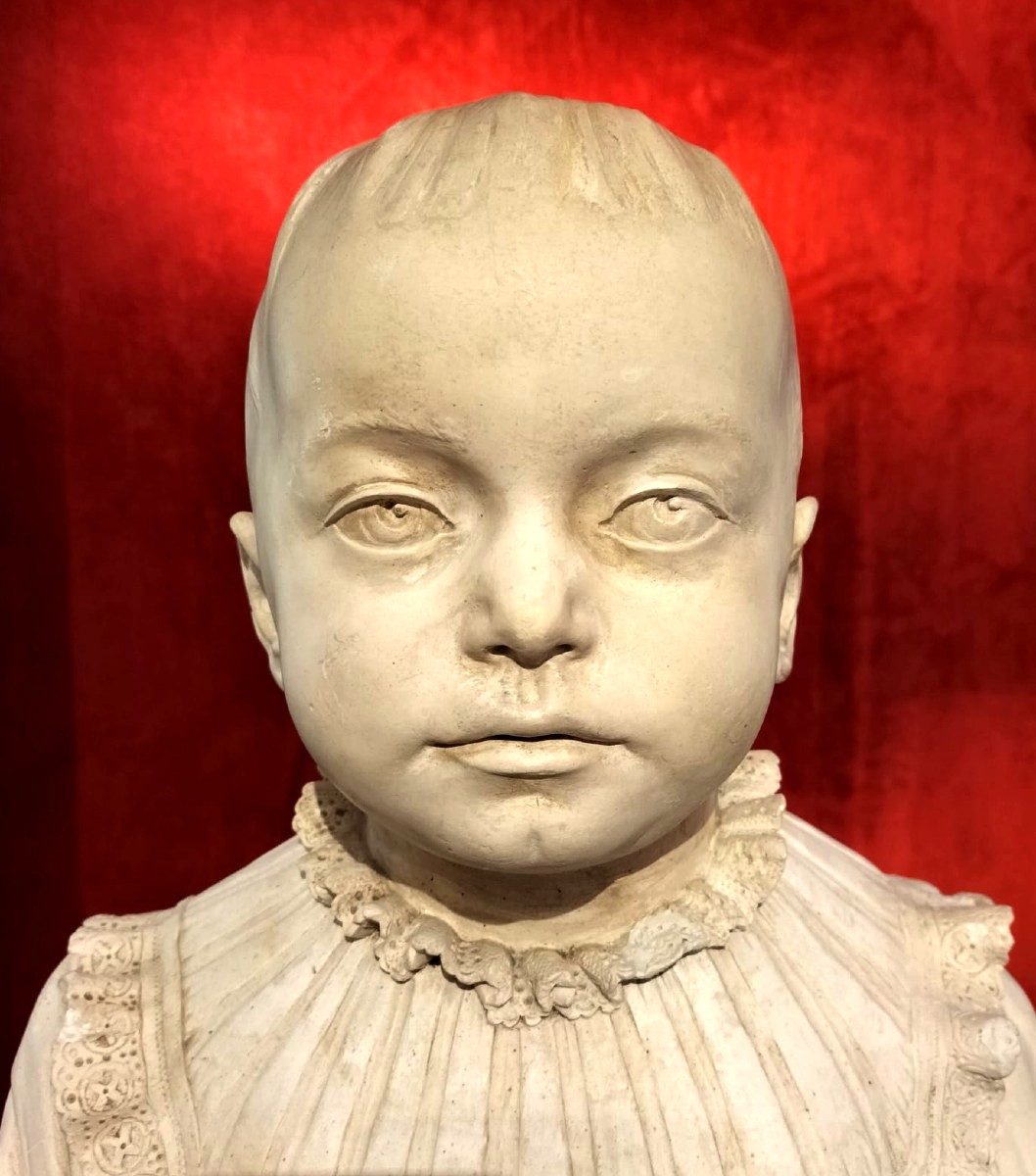 Plaster Bust Of A Child -photo-2