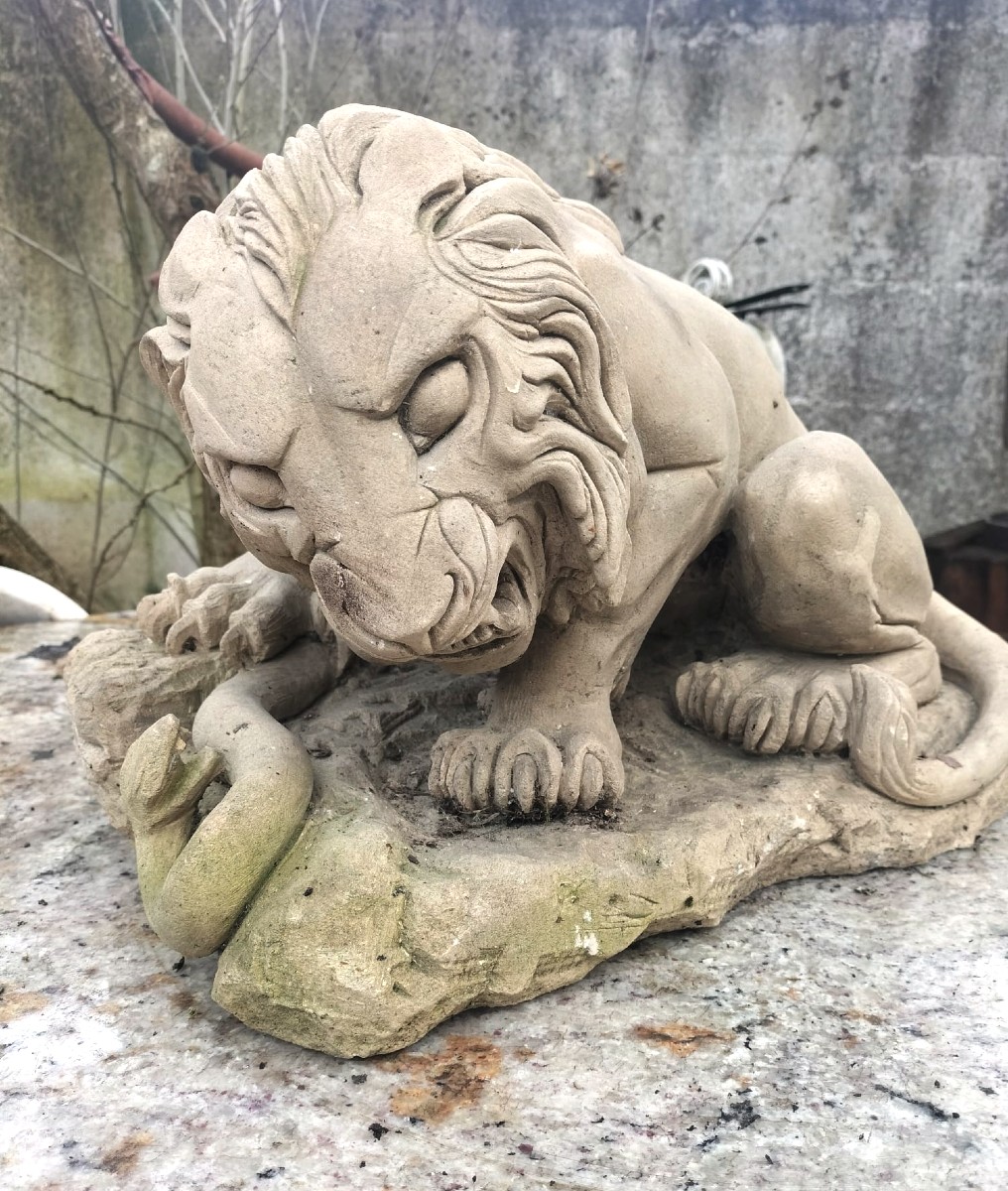 Art Deco Stone Lion And Snake-photo-2