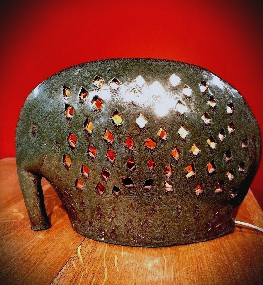 Lampe veilleuse &eacute;l&eacute;phant C&eacute;ramique Verniss&eacute;e