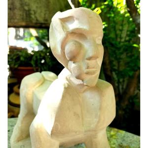 Sphinx  Sculpture Surr&eacute;aliste taille directe Pierre De Tuffeau 