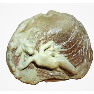 Céramique Art Nouveau Femme Allongée 1905