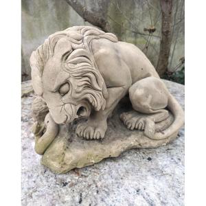 Lion et serpent en pierre  Art Deco