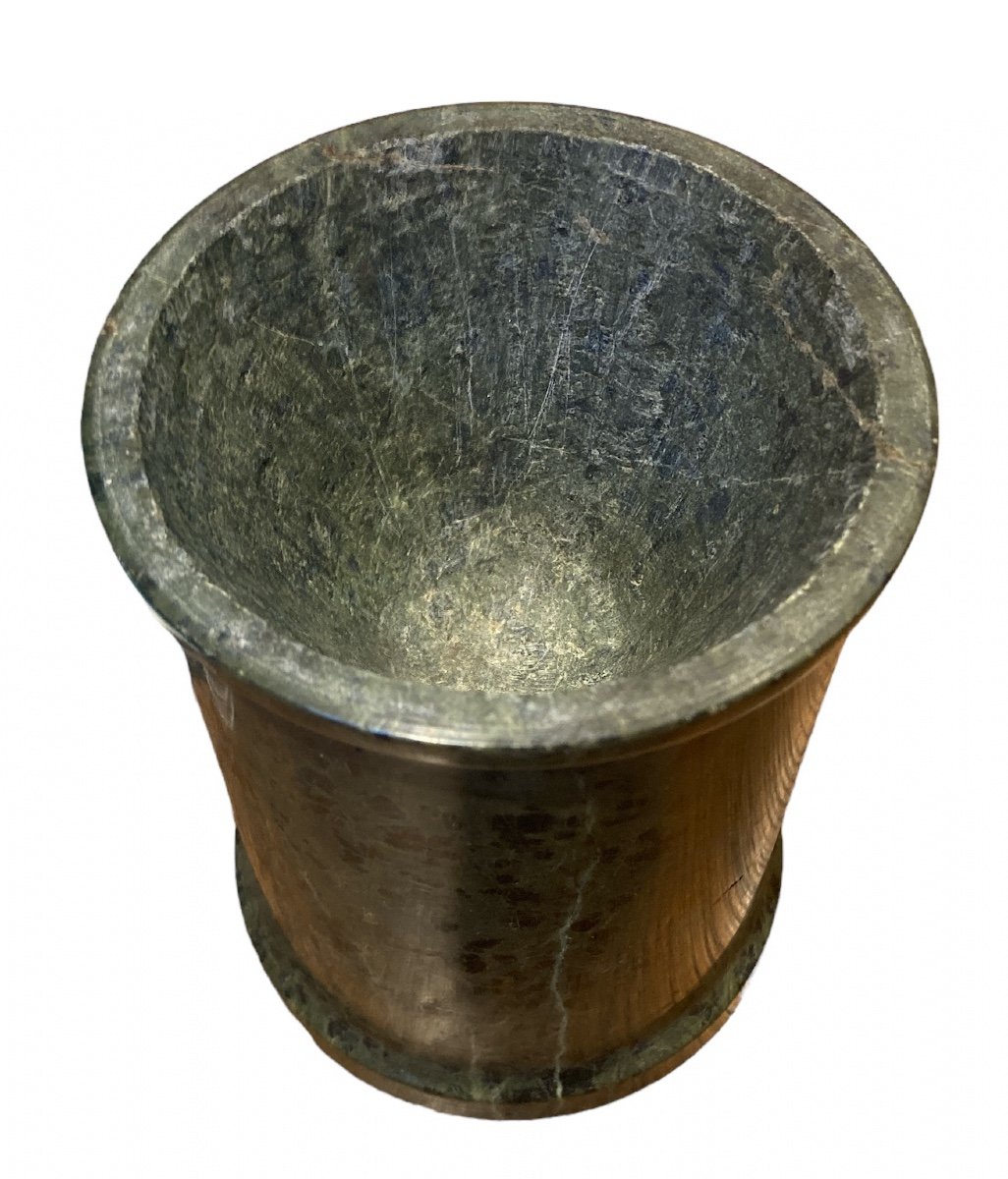 Serpentine Covered Pot, 19th Century-photo-2