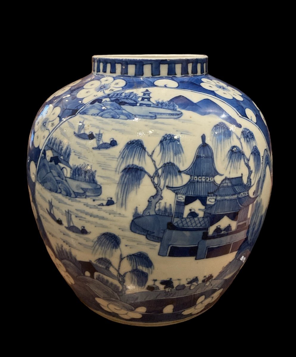 Blue And White Ginger Pot In Chinese Porcelain, Late 19th Century - Early 20th Century