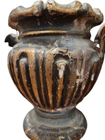 Paire De Vases En Bois Sculpté d'époque XVIIème Siècle-photo-1