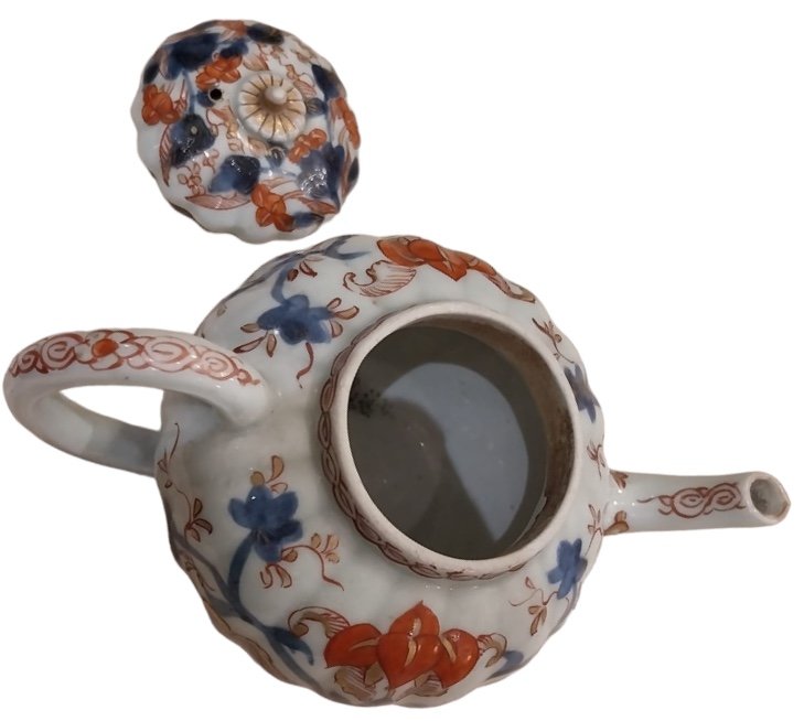 Imari Porcelain Teapot, 18th Century-photo-1