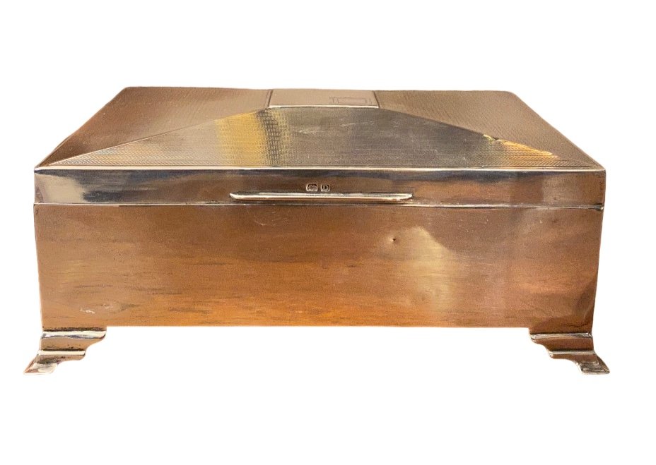 Cigar Box In Solid Silver, 20th Century