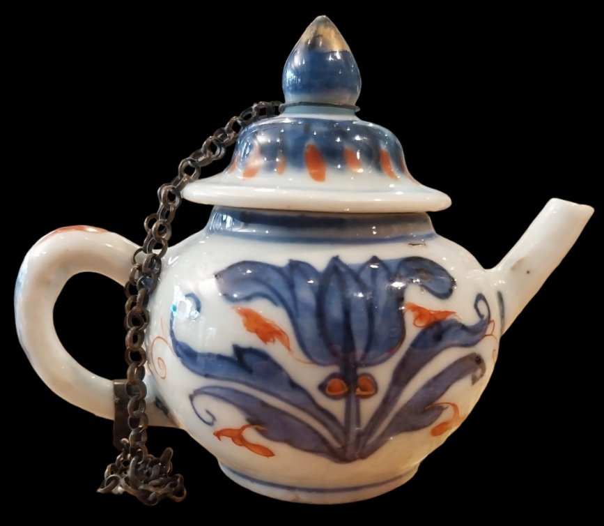 Théière Miniature, Porcelaine De Chine Imari, Compagnie Des Indes,  XVIIIe Siècle