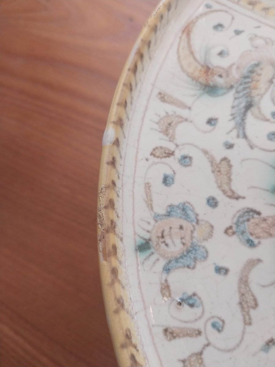 Deruta, Italy, 17th Century Earthenware Cup.-photo-6