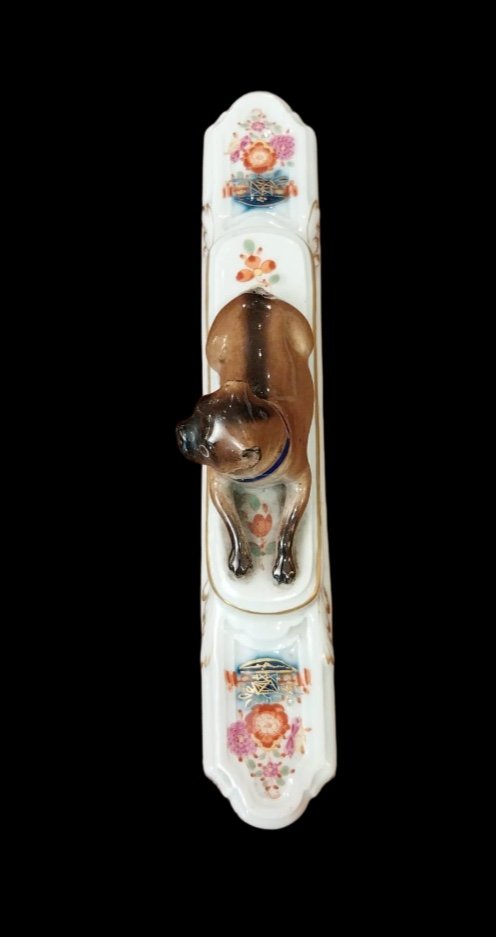 Meissen, “pug” Porcelain Paperweight, 19th Century-photo-3
