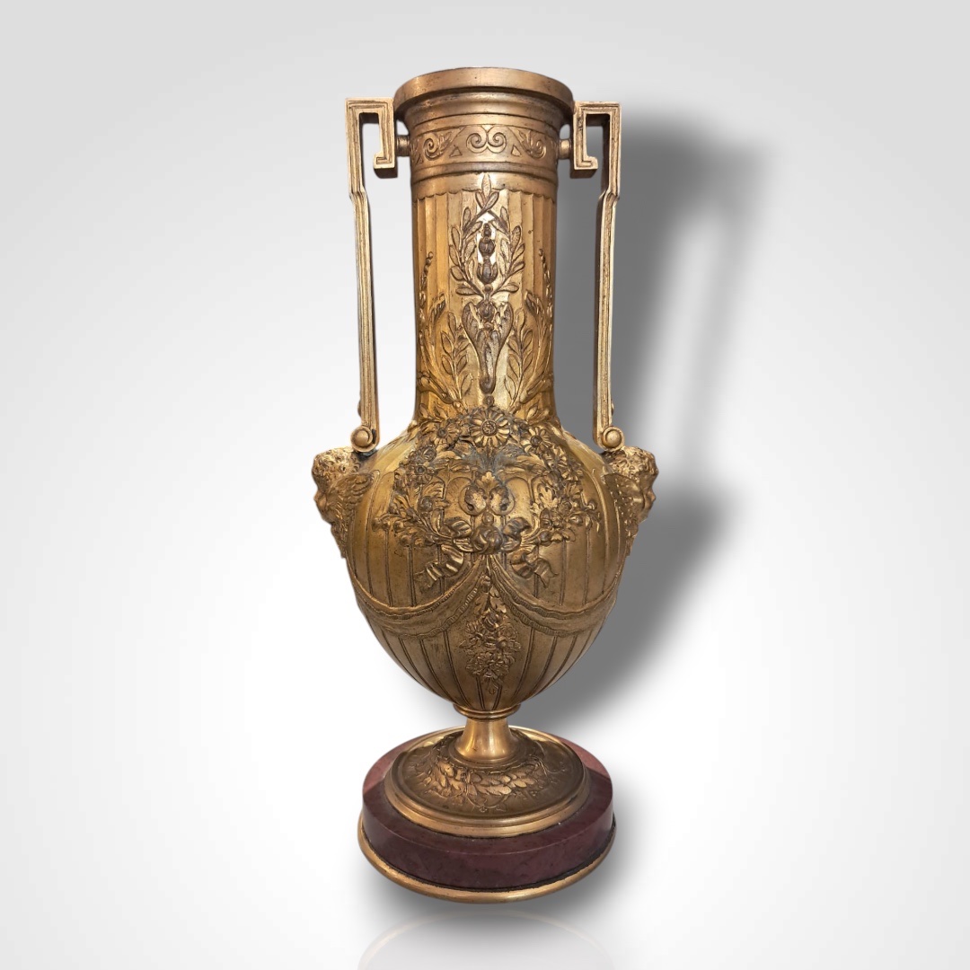 Ferdinand Barbedienne, paire de vases en bronze doré, XIXe-photo-2