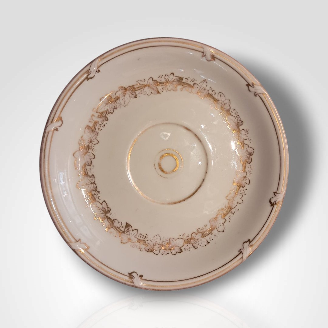 Tasse et sous-tasse en porcelaine de Berlin KPM, XIXe-photo-4