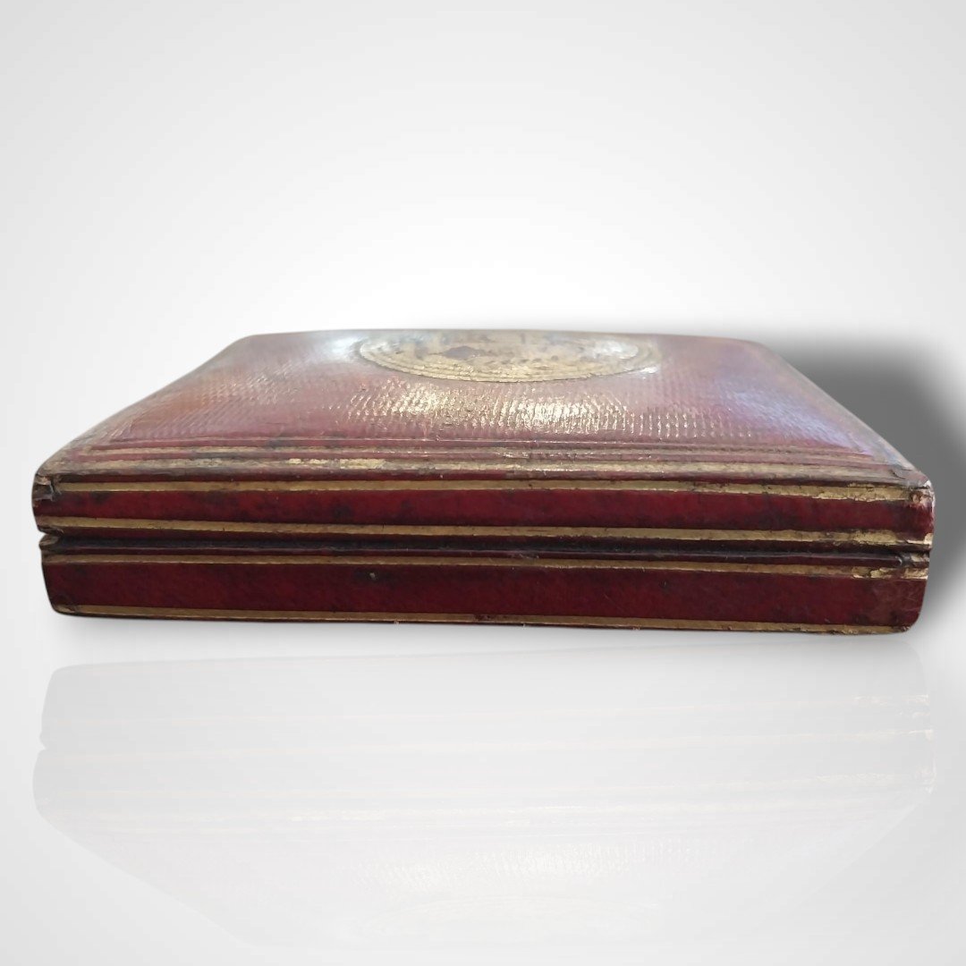 Miniature Of A Woman In Her Red Leather Case, 19th Century-photo-2
