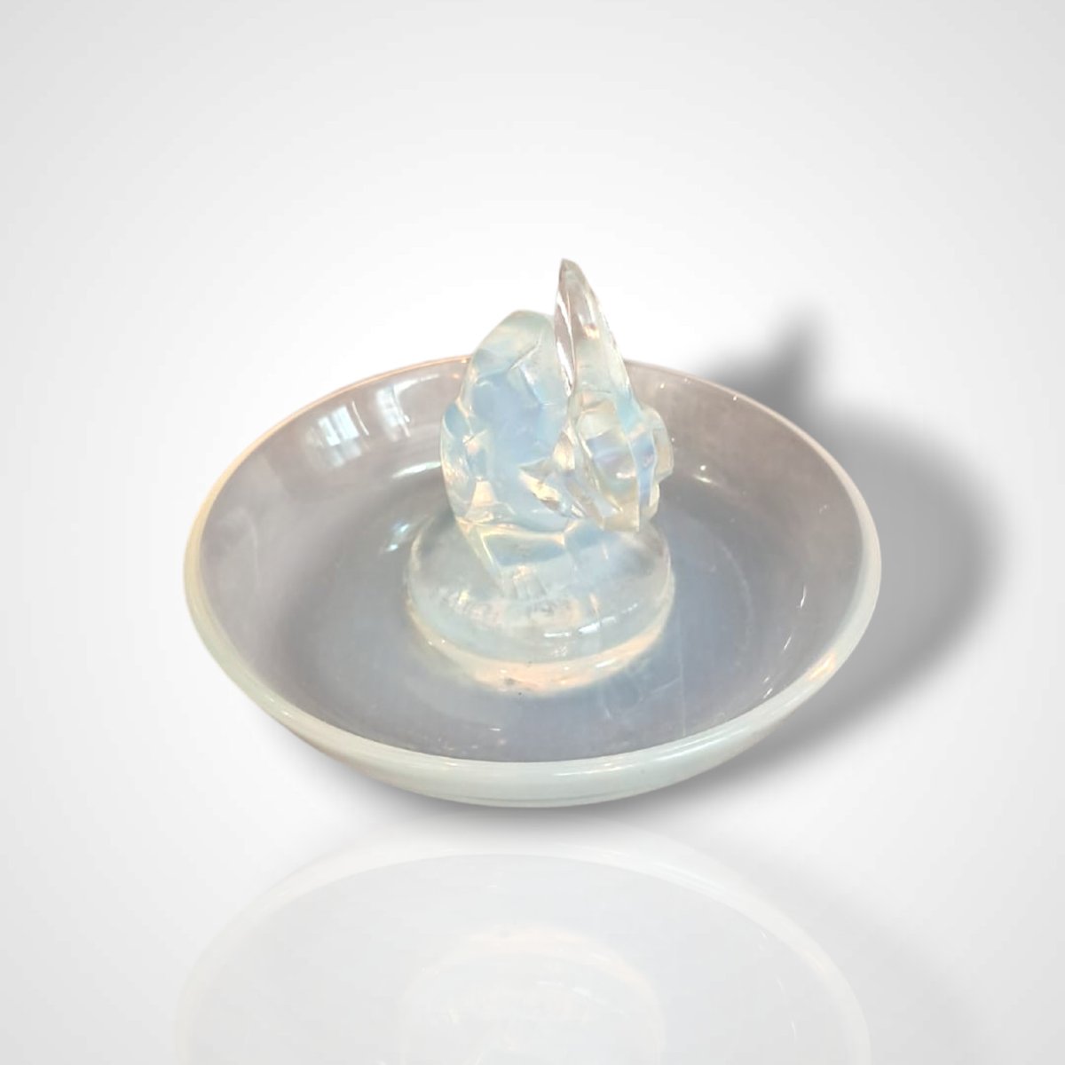 Round “rabbit” Ring Holder Or Ashtray, Lalique, 20th Century-photo-3