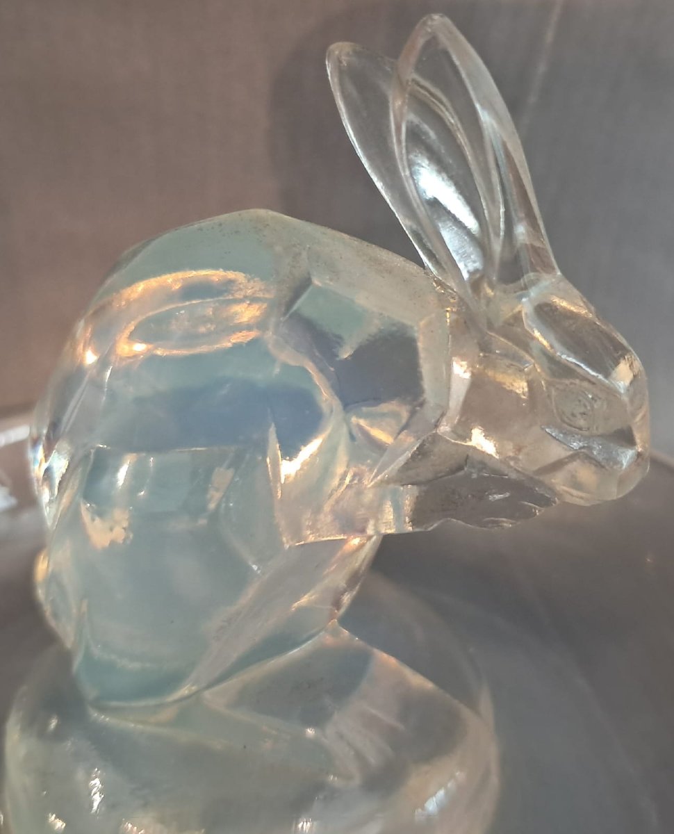 Round “rabbit” Ring Holder Or Ashtray, Lalique, 20th Century-photo-2
