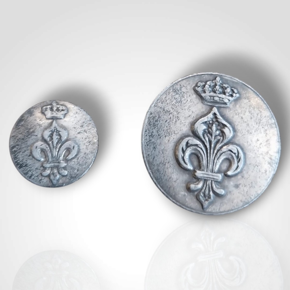 Ensemble de boutons militaires de la garde nationale 1816-1830