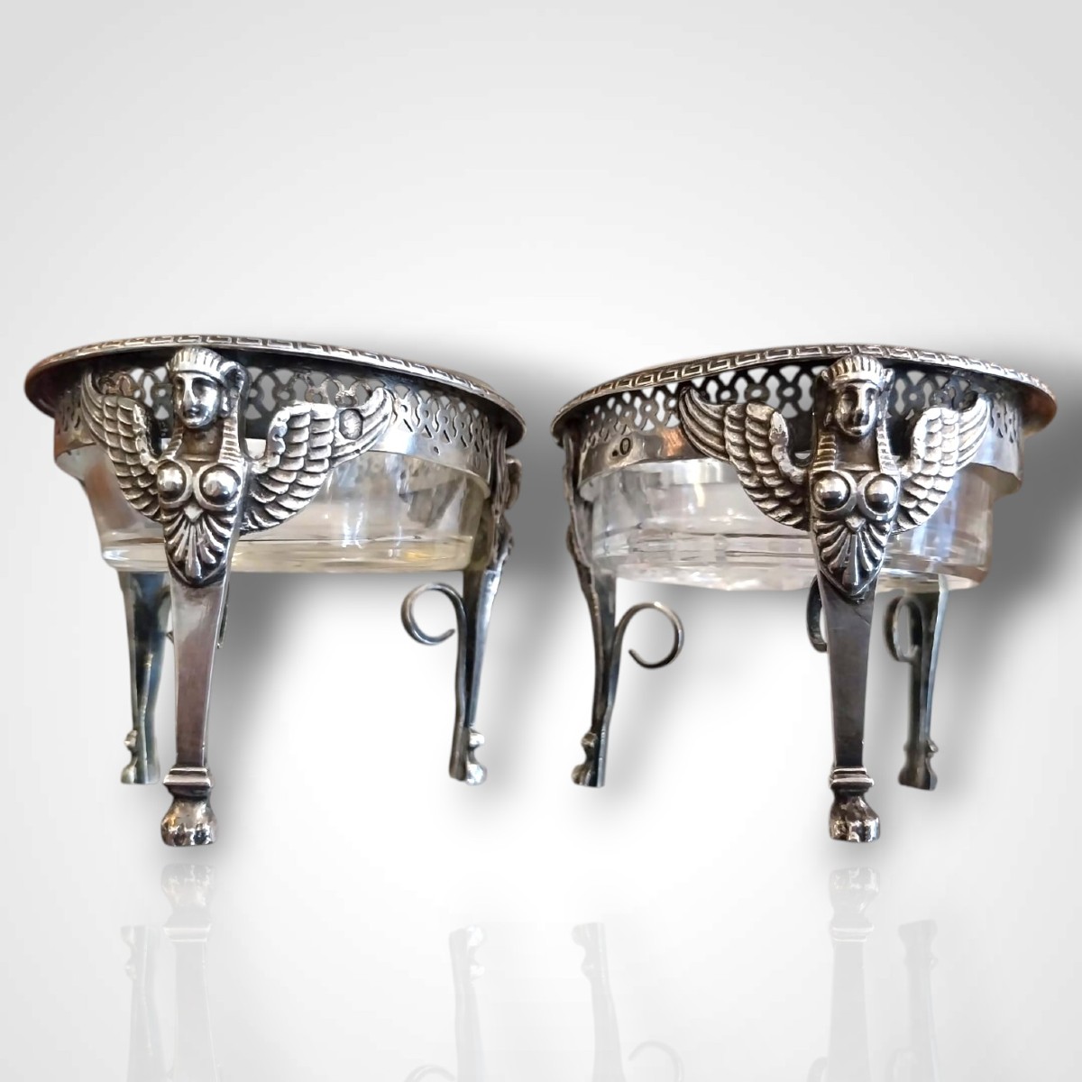 Paire de salières en argent XIXe
