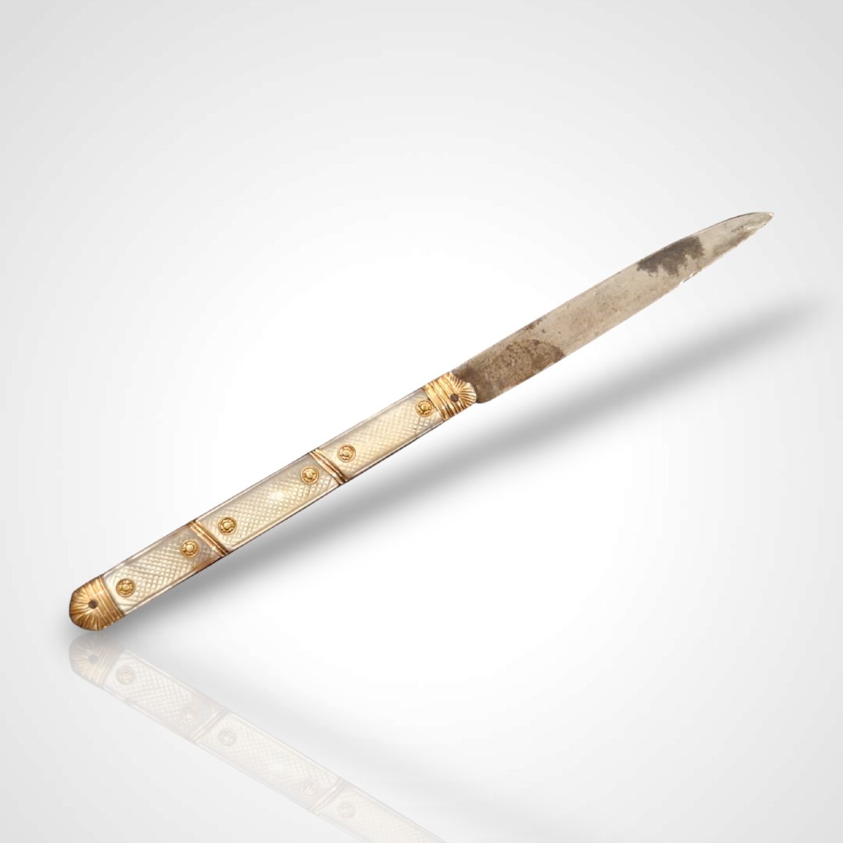 Couteau pliant en or et nacre, fin XVIIIe-photo-3