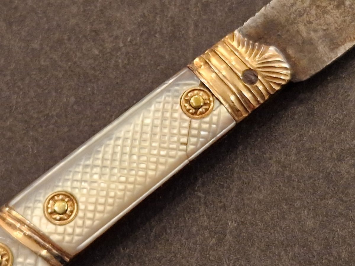 Couteau pliant en or et nacre, fin XVIIIe-photo-4