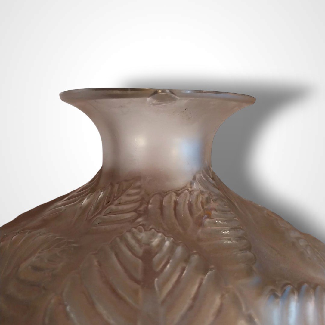 René Lalique (1860-1945), vase modèle Ormeaux, XXe-photo-4