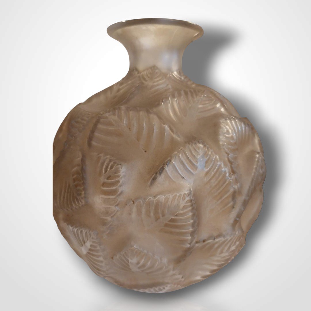René Lalique (1860-1945), vase modèle Ormeaux, XXe-photo-6