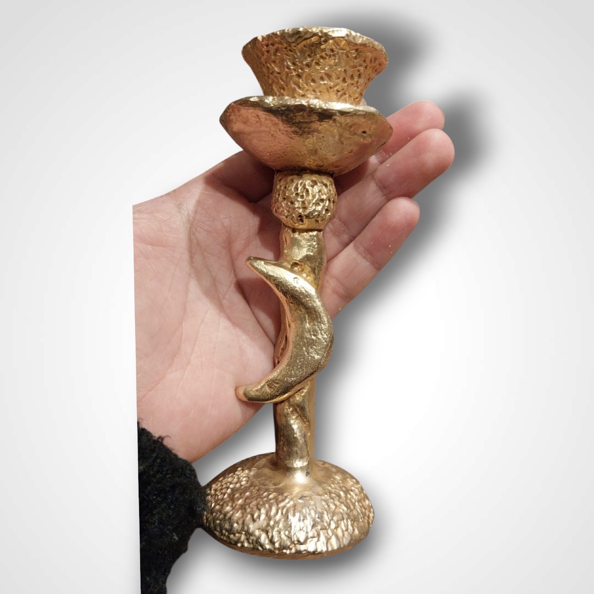 Pierre Casenove (1943-), paire de bougeoirs en bronze doré, XXe-photo-2