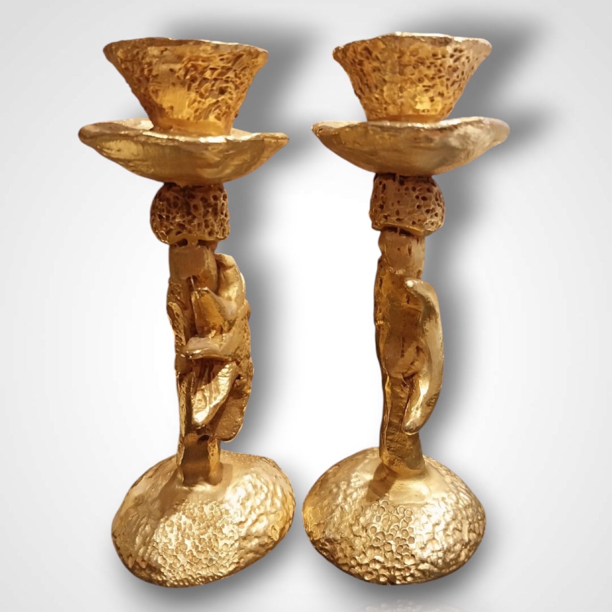 Pierre Casenove (1943-), paire de bougeoirs en bronze doré, XXe-photo-4