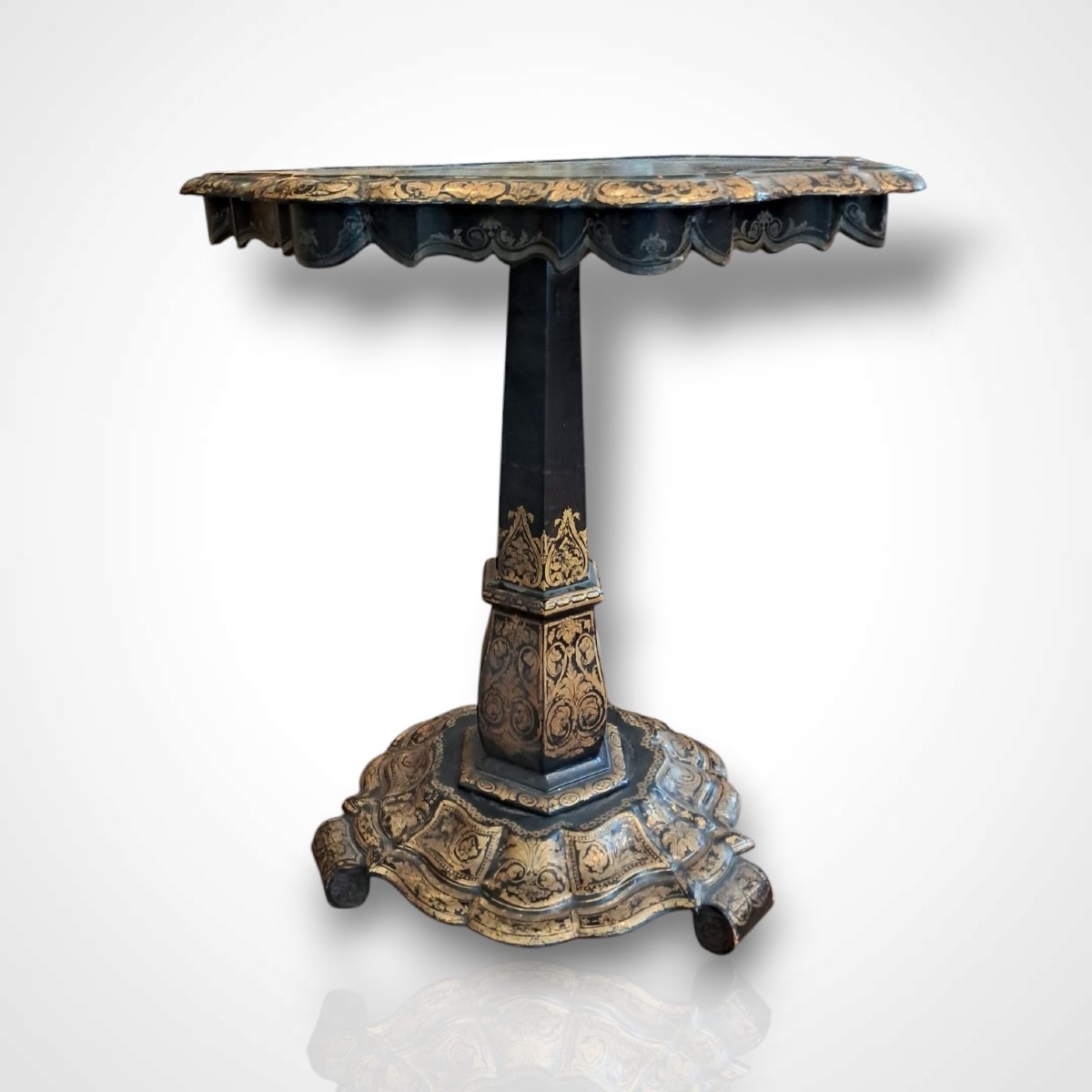 Tilting Pedestal Table In Boiled Cardboard, 19th Century-photo-1