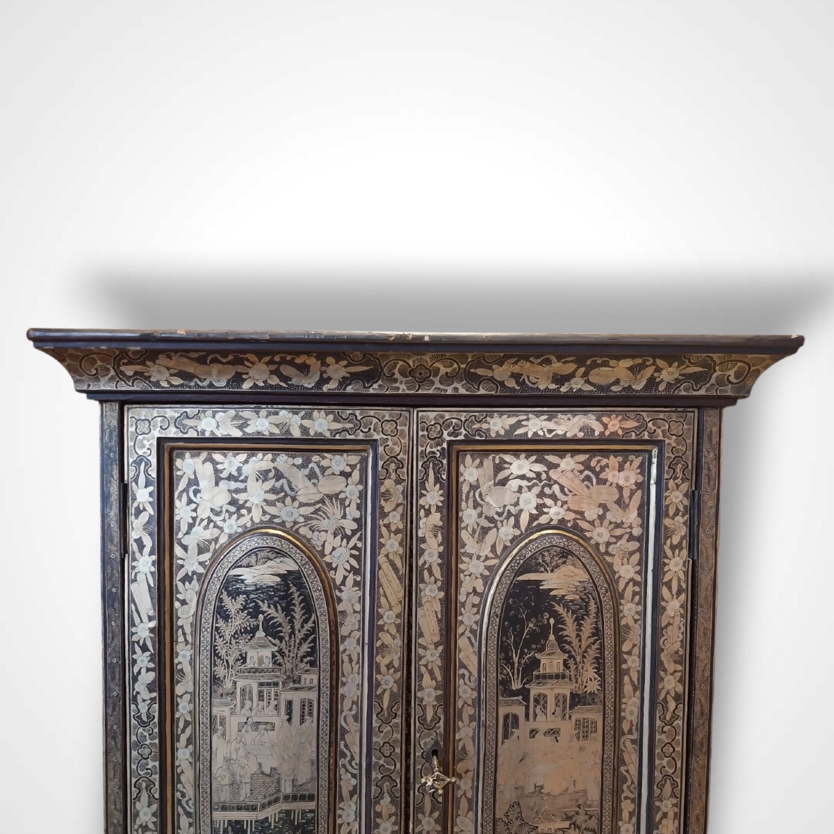 Cabinet laqué, Chine, d’époque XIXe.-photo-2