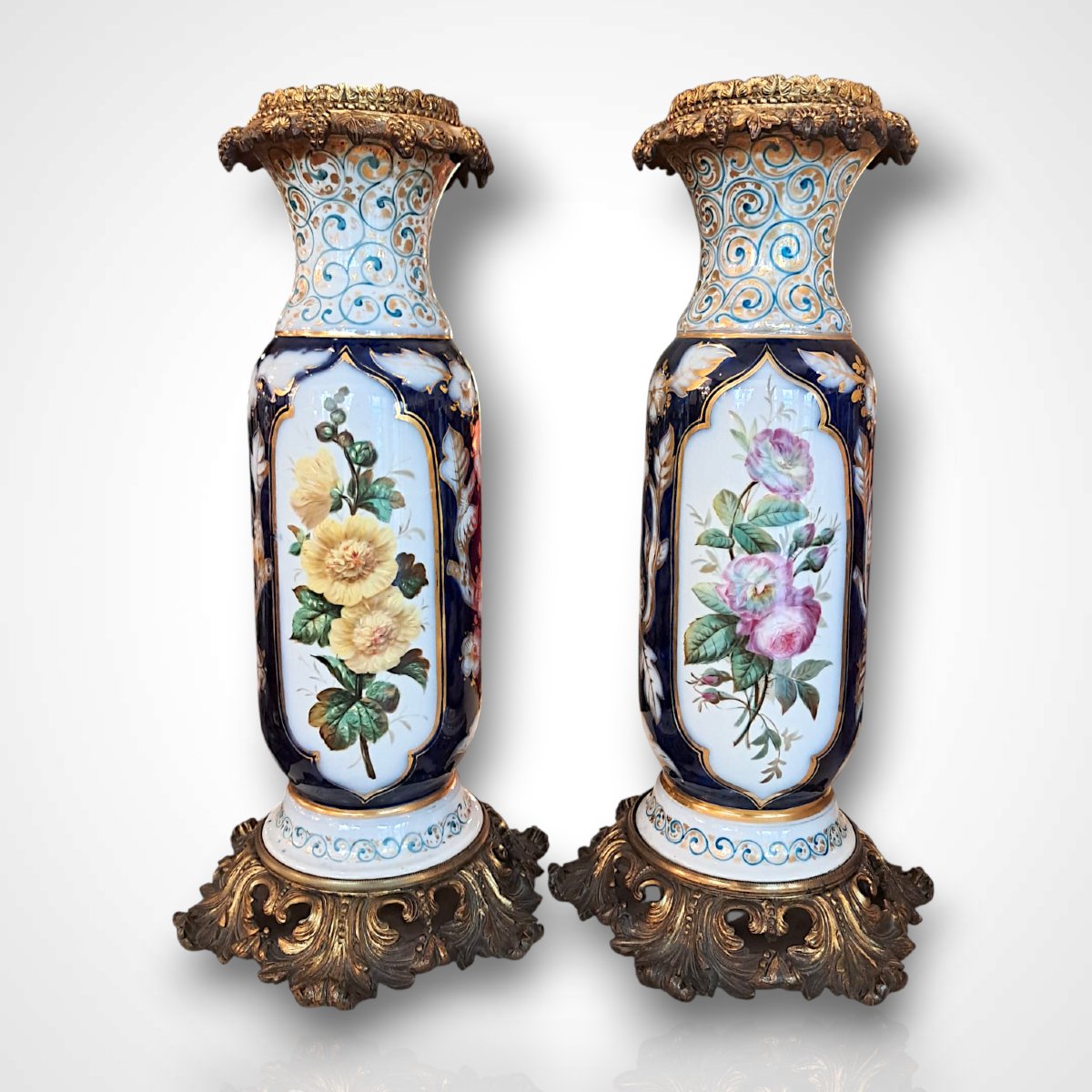Pair Of Paris Porcelain Vases With Bronze Mounts, 19th Century-photo-2