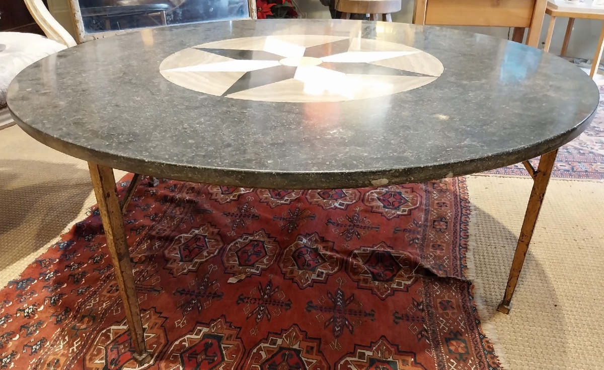 70s Round Coffee Table-photo-1
