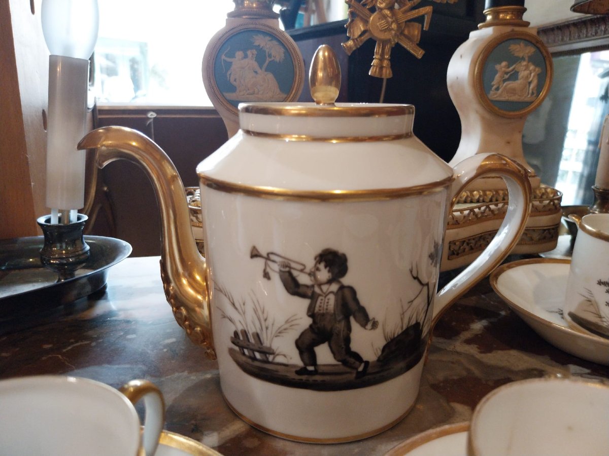 Parisian Porcelain Coffee Set, 19th Century-photo-4