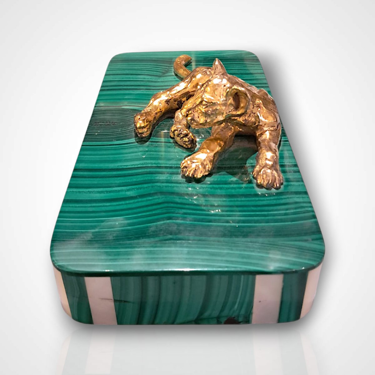Lionceau en vermeil sur socle en malachite, XXe-photo-2