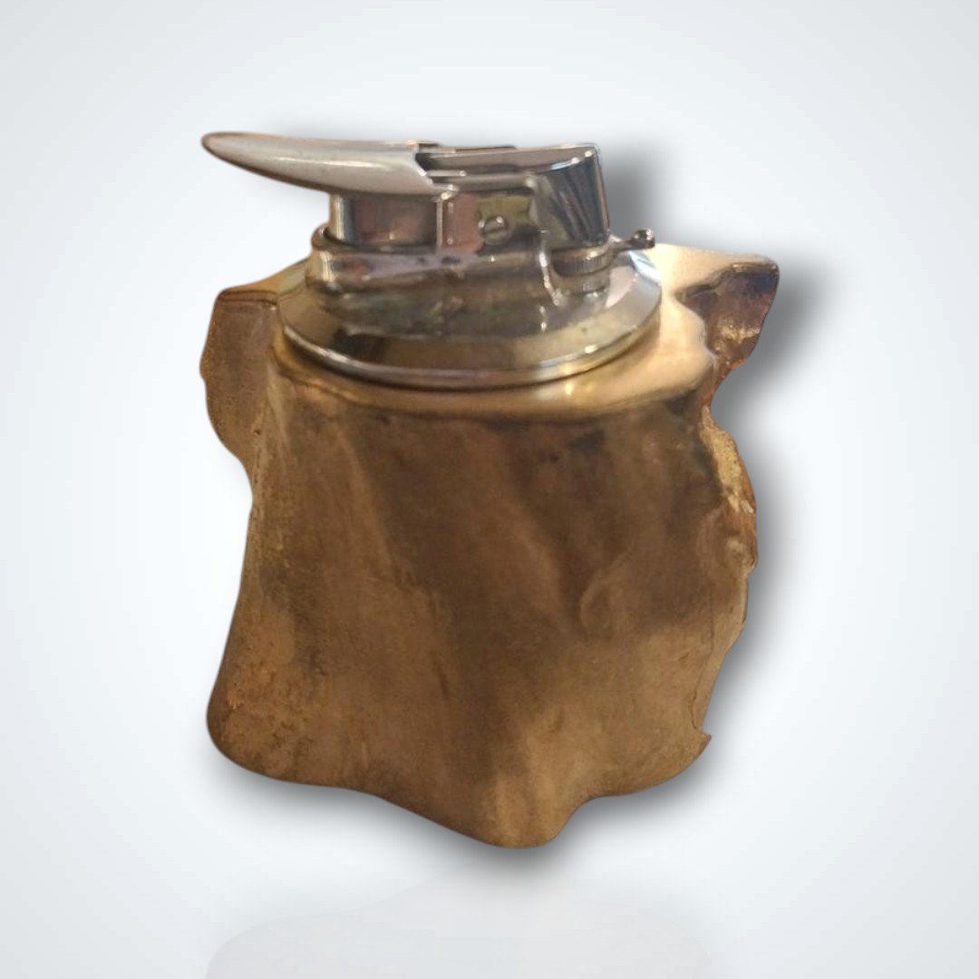 Brutalist-style Gilded Bronze Tabletop Lighter, 20th Century-photo-2