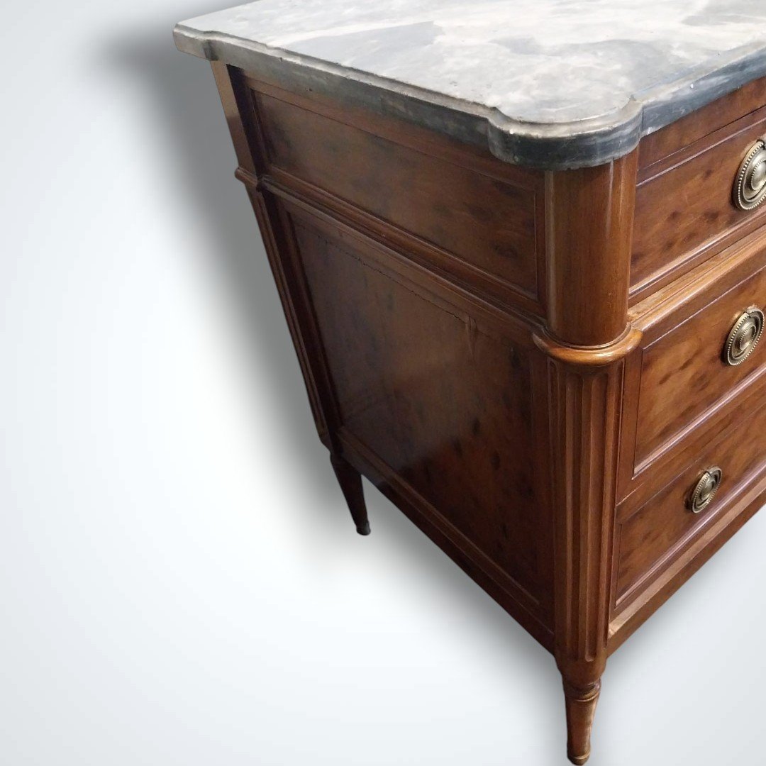 Commode en acajou moucheté d’époque Louis XVI, XVIIIe-photo-4
