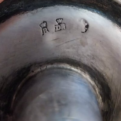 Paire de flambeaux en argent massif d’époque XVIIIe siècle.-photo-6