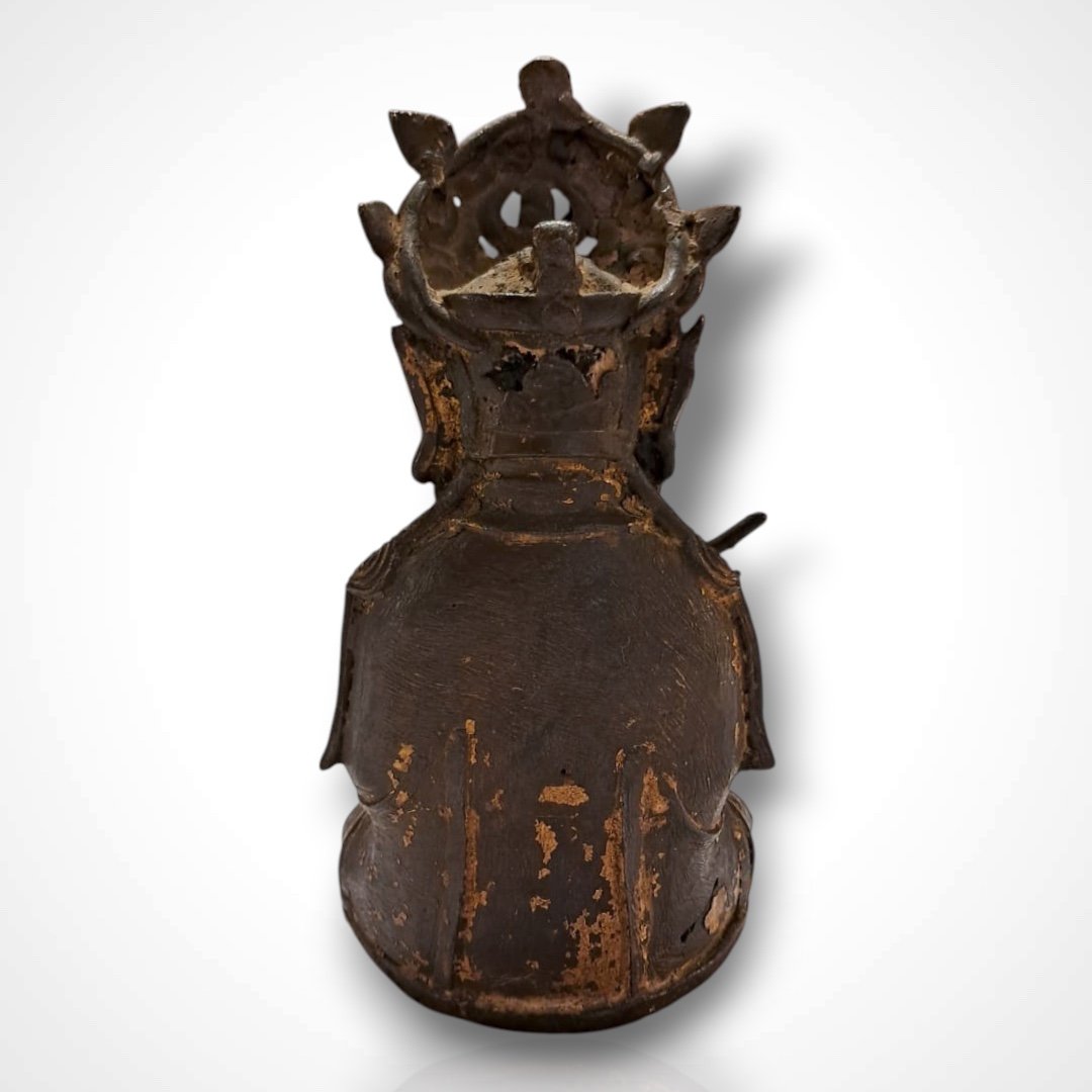 Statuette de Guanyin en bronze, époque Ming, XVIe-XVIIe-photo-1