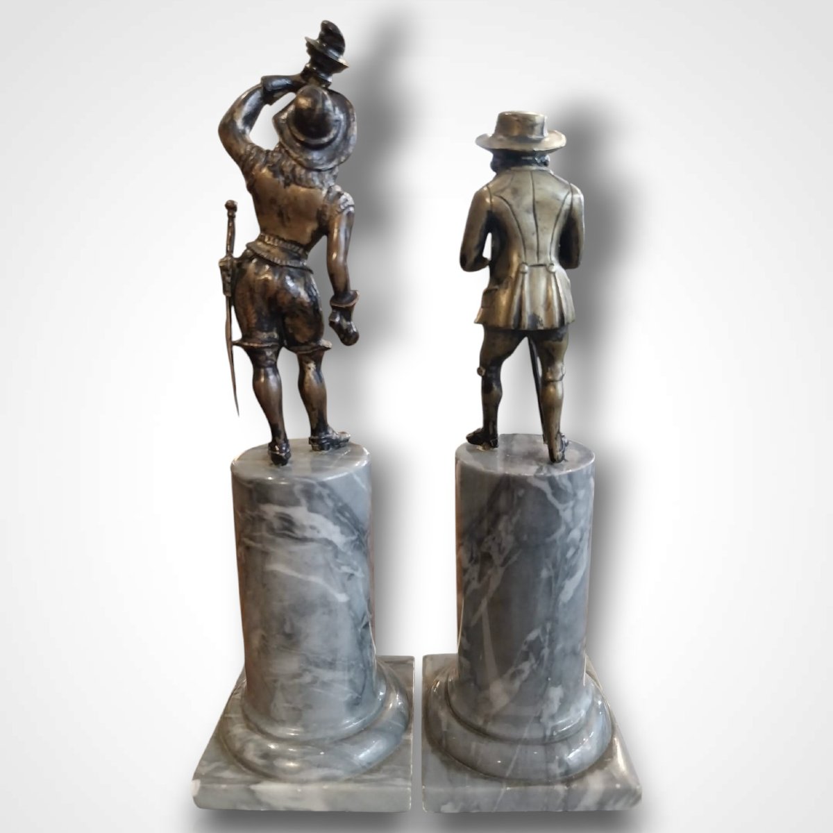 Paire de statuettes en bronze sur leurs socles en marbre, XIXe-photo-3