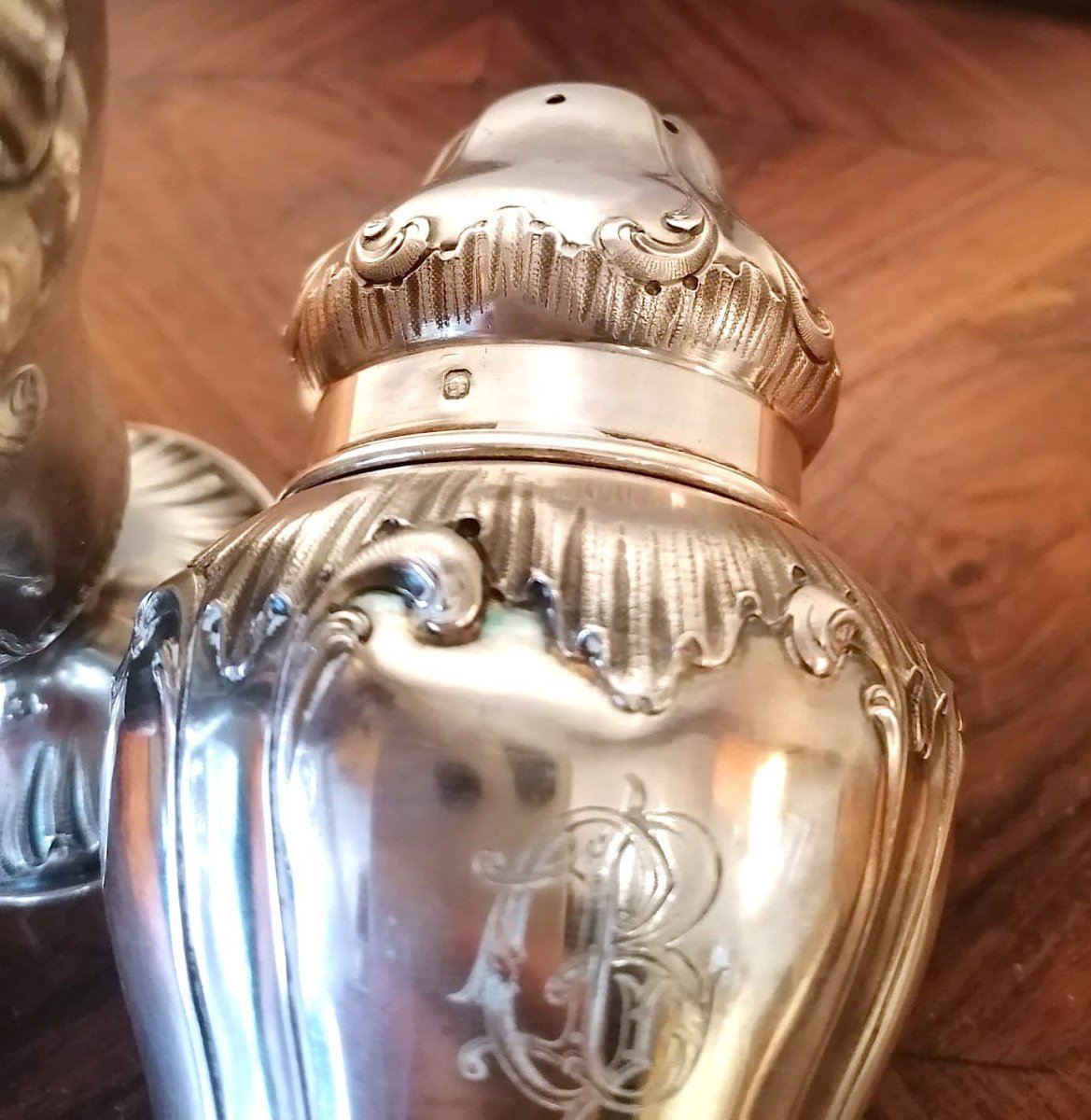 Pair Of Louis XV Style Silver Sprinklers-photo-1