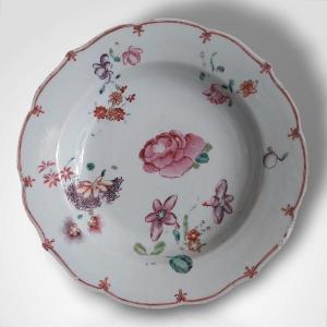 Assiette en porcelaine, Compagnie des Indes, Chine, XVIIIe
