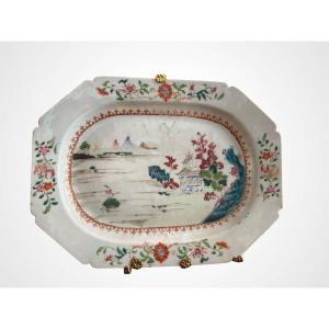 Plat octogonal en porcelaine, Chine, XVIIIème 