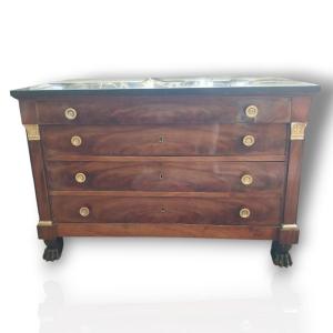 Commode en acajou d’époque Empire.