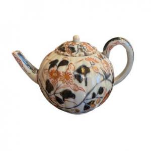 Imari Porcelain Teapot (restored)