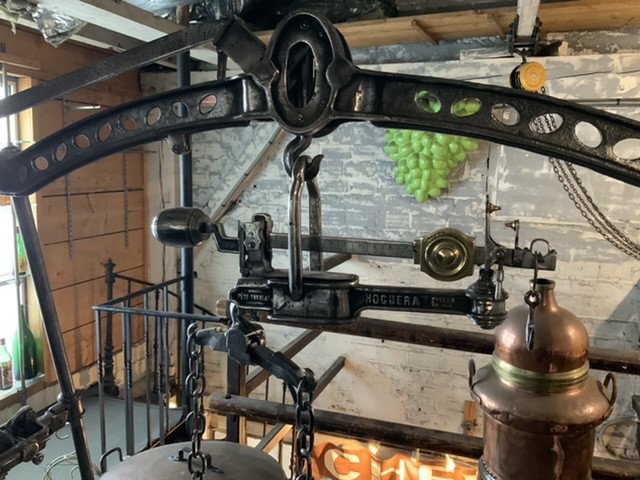 Weighs Barrels-photo-1